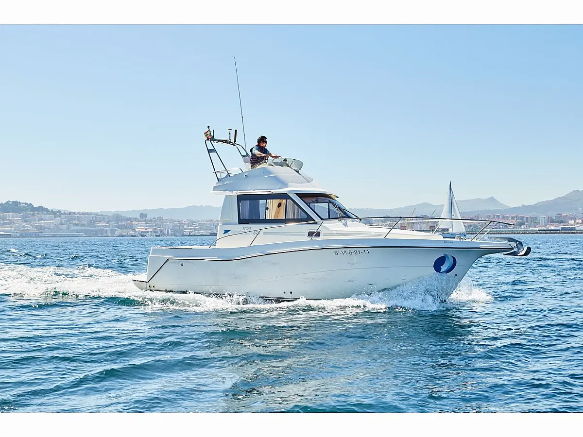 Rodman Fly 870 - Txanpa Hiru  - [Layout image]