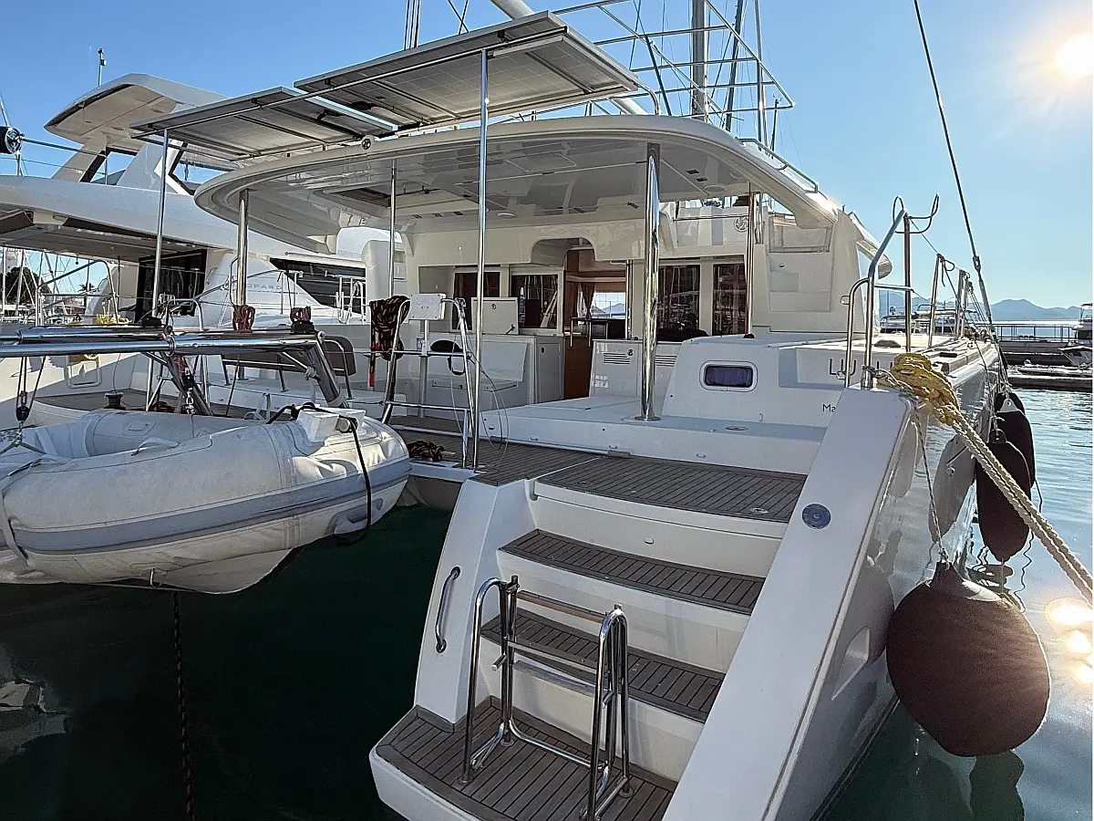 Lagoon 450 Fly