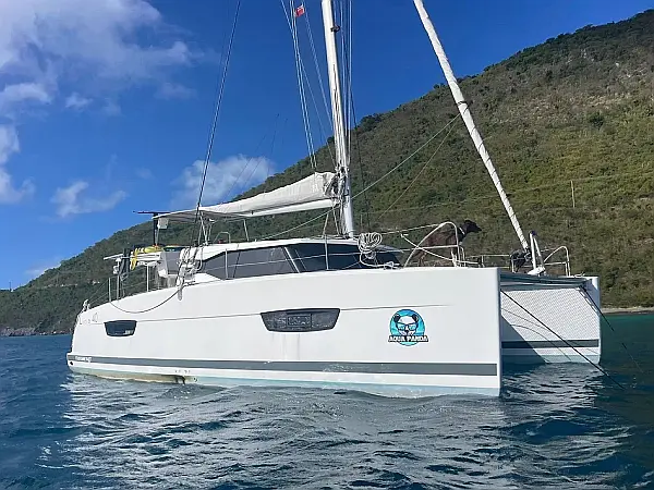 Lucia 40