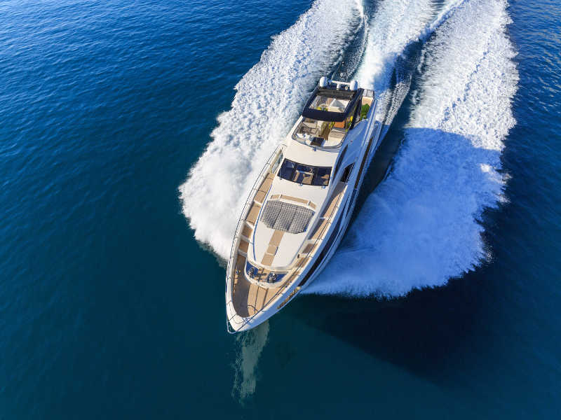 Luxus-Motoryachten
