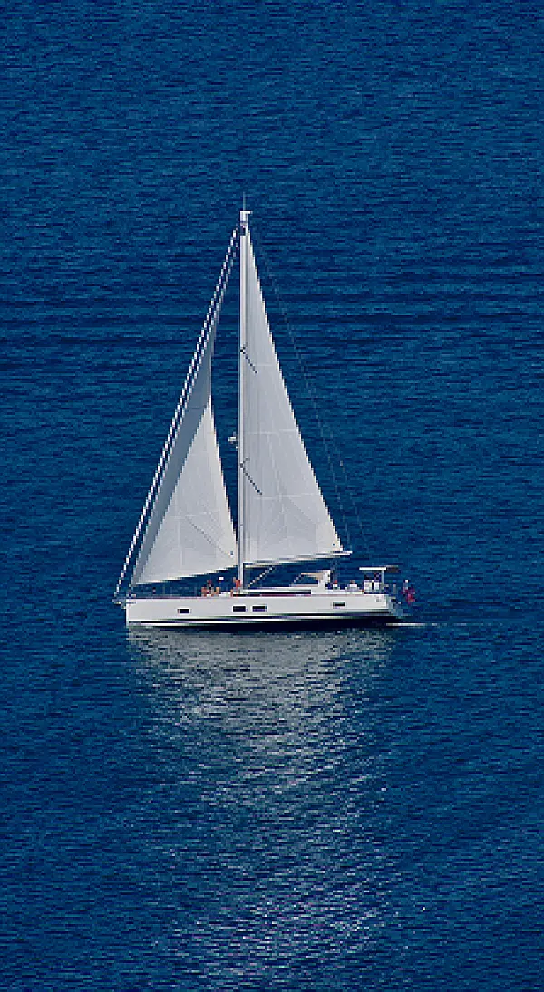 Sailing yacht